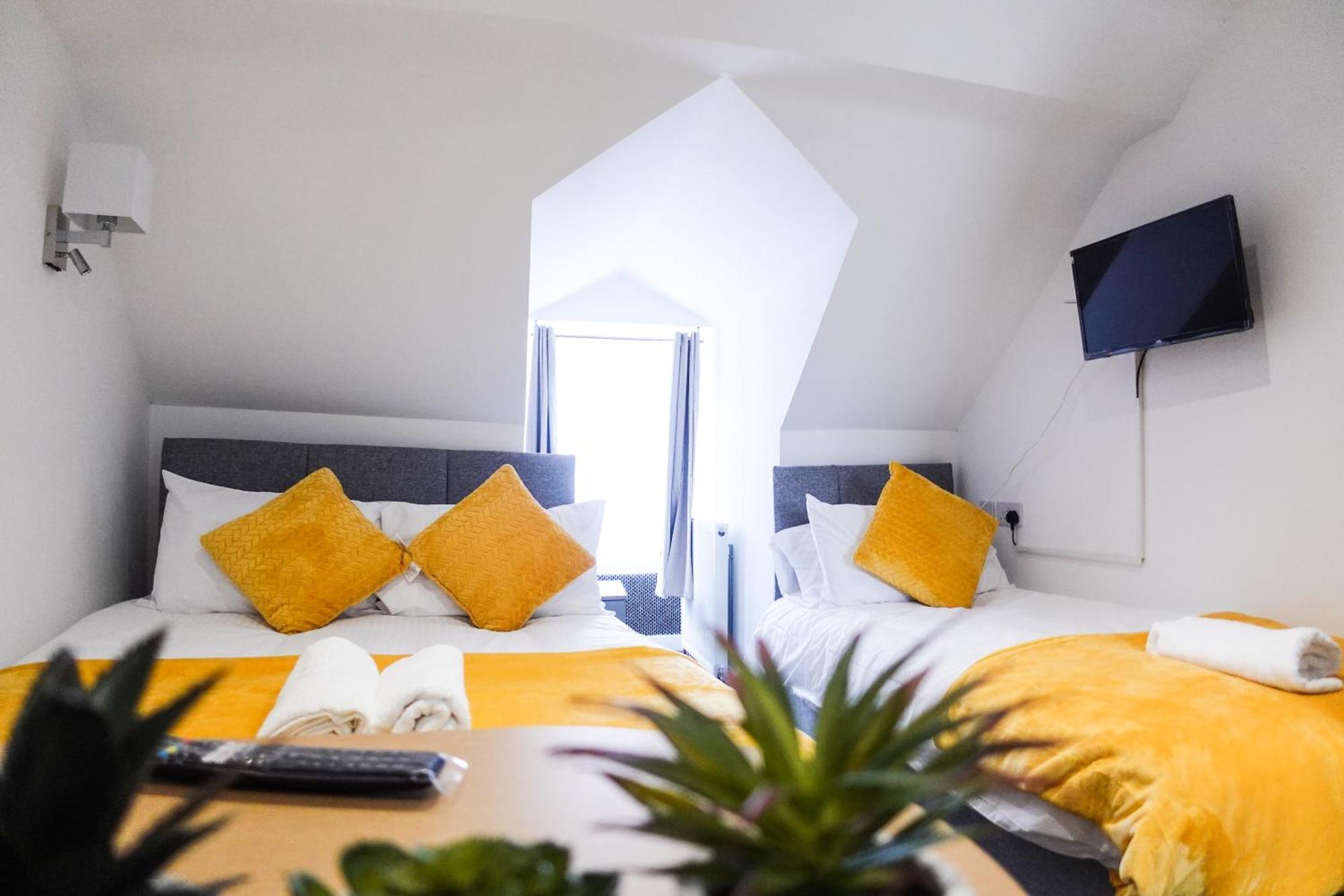 Station House Plymouth Hotel Ngoại thất bức ảnh