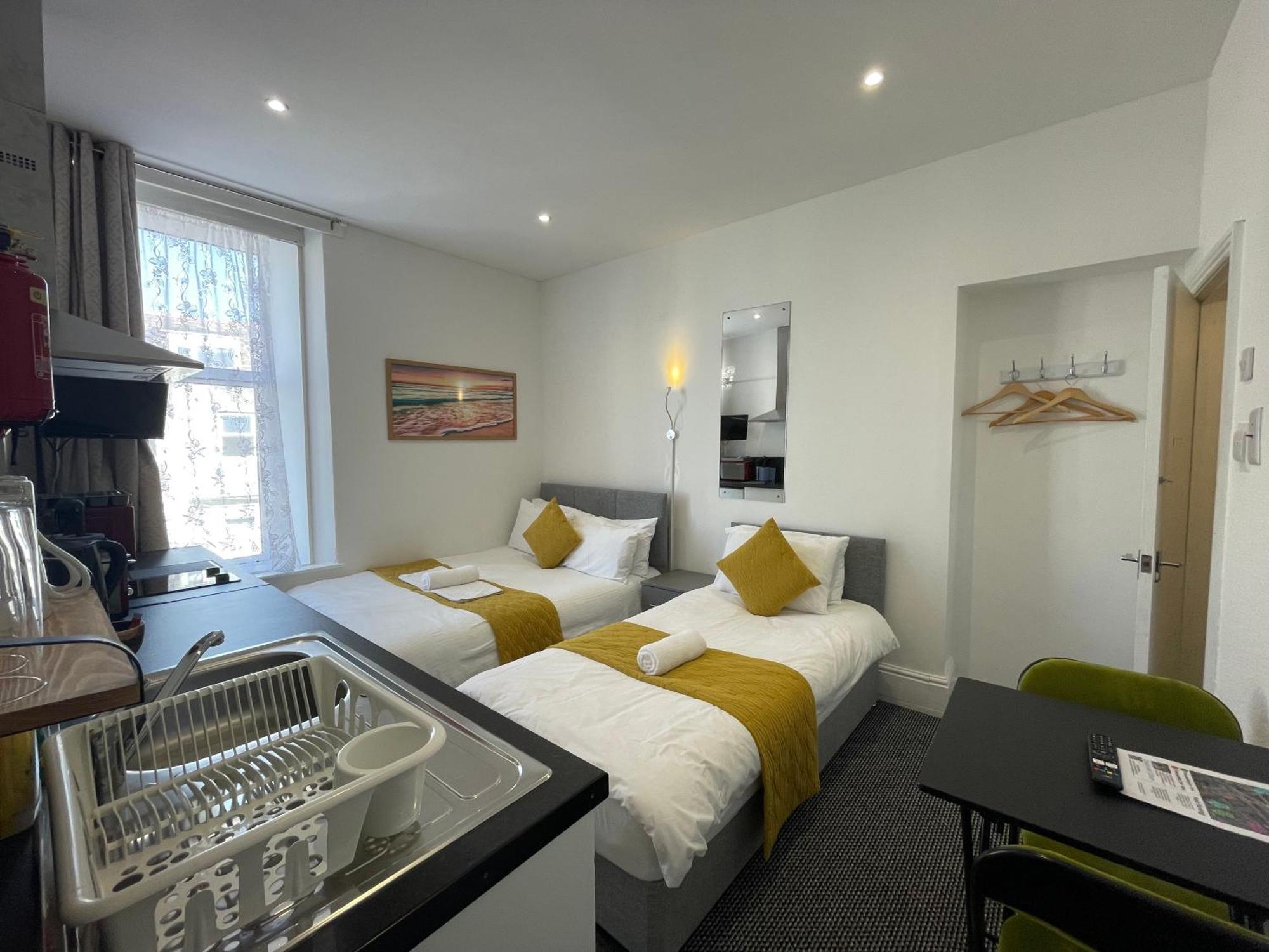Station House Plymouth Hotel Ngoại thất bức ảnh